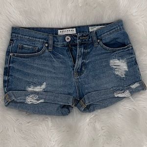 Bullhead Boyfriend Jean Shorts. Size 1.